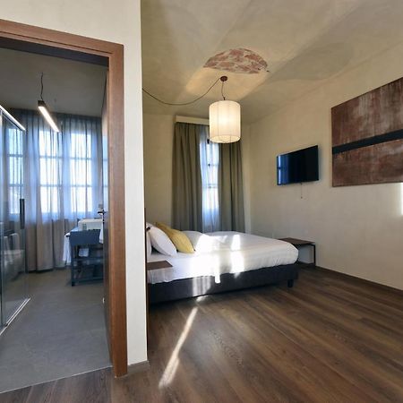 Bed and Breakfast Cascina La Badia Montegrosso dʼAsti Exteriér fotografie